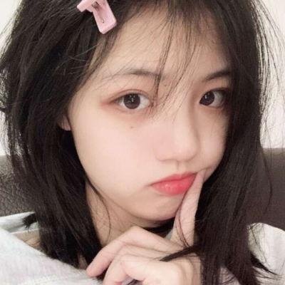 雨中的女人