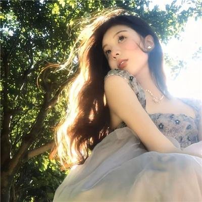 怪兽与女孩